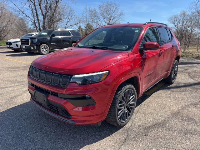 2022 Redline Pearlcoat Jeep Compass Limited 4X4 SUV