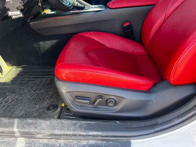 2019 Wind Chill Pearl Toyota Camry XSE FWD Sedan