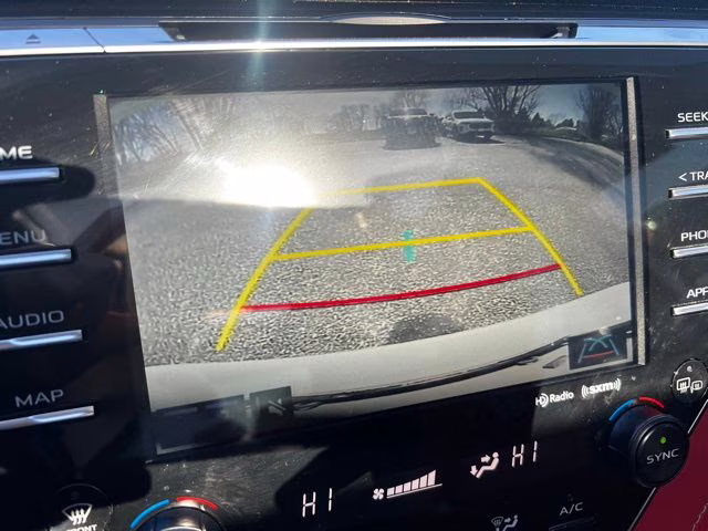 2019 Wind Chill Pearl Toyota Camry XSE FWD Sedan