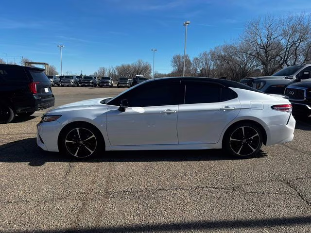 2019 Wind Chill Pearl Toyota Camry XSE FWD Sedan