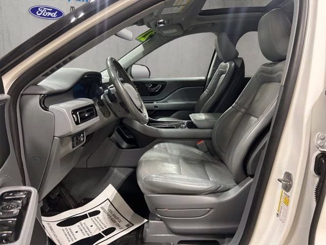 2021 Pristine White Lincoln Aviator Reserve AWD SUV
