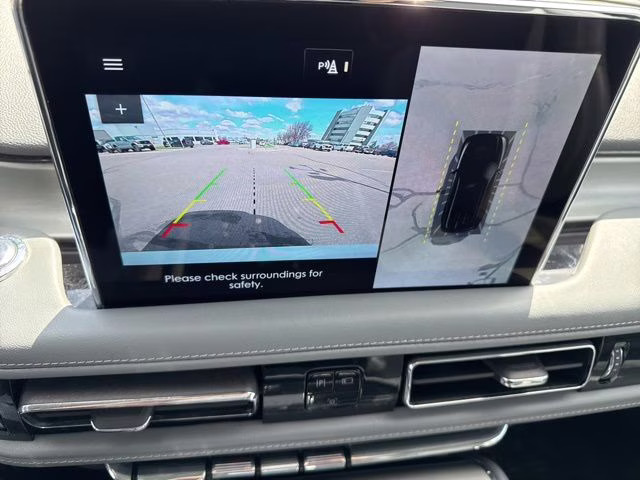 2021 White Lincoln Aviator Reserve AWD SUV