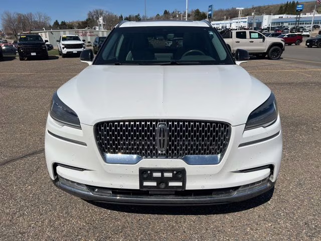 2021 White Lincoln Aviator Reserve AWD SUV