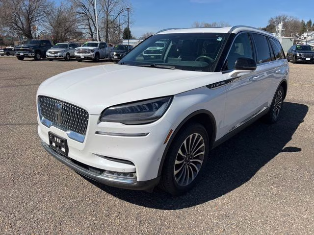 2021 White Lincoln Aviator Reserve AWD SUV