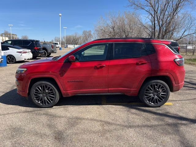 2022 Redline Pearlcoat Jeep Compass Limited 4X4 SUV