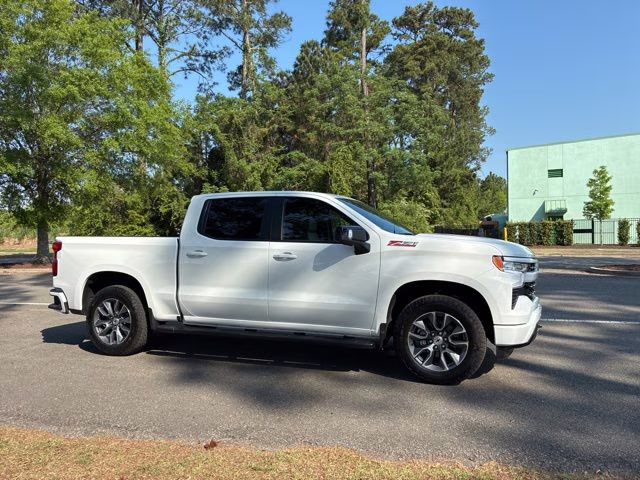 2026 Summit White Chevrolet Silverado 1500 RST 4X4 Truck