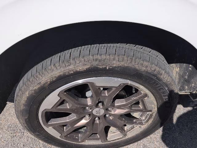 2025 White Metallic Ford Expedition Max King Ranch 4X4 SUV