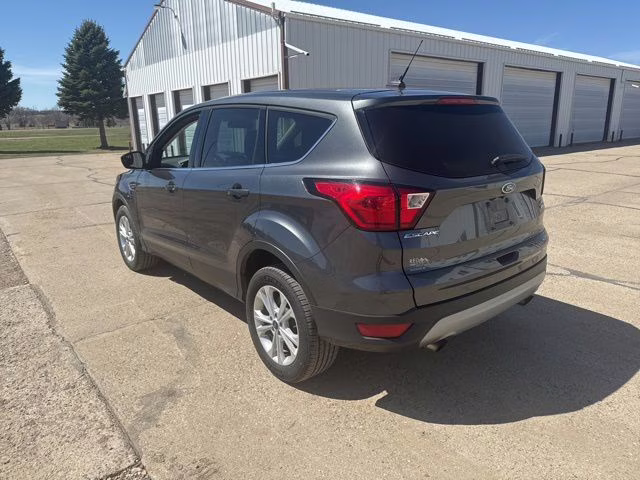 2019 Magnetic Ford Escape SE 4X4 SUV