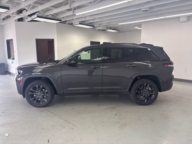 2026 Baltic Gray Metallic Clearcoat Jeep Grand Cherokee Limited Reserve 4X4 SUV