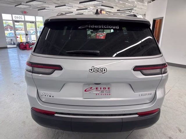 2026 Silver Zynith Jeep Grand Cherokee L Limited 4X4 SUV