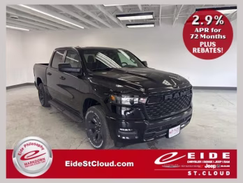 2026 Diamond Black Crystal Pearlcoat Ram 1500 Express 4X4 Truck