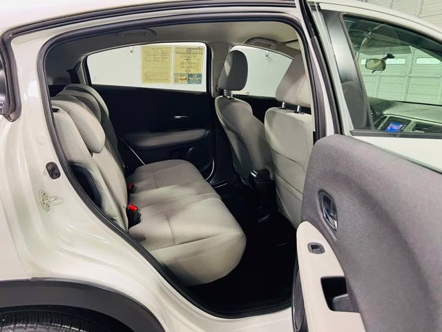 2021 Platinum White Pearl Honda HR-V LX FWD SUV