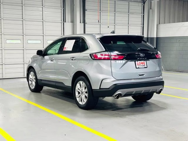 2021 Silver Metallic Ford Edge Titanium AWD SUV