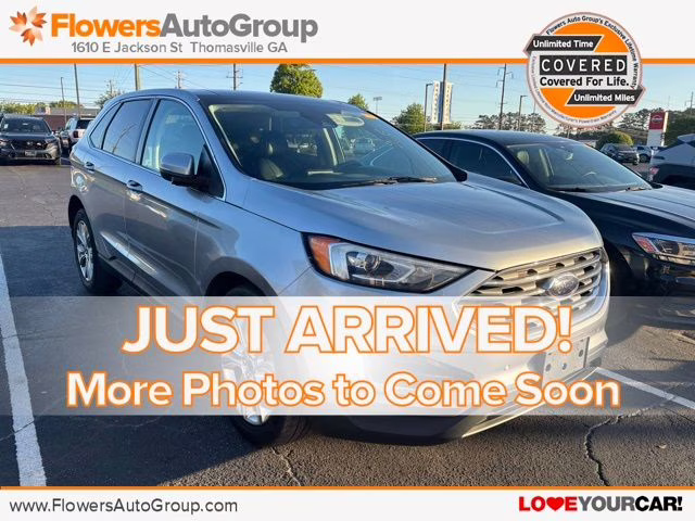 2021 Silver Metallic Ford Edge Titanium AWD SUV