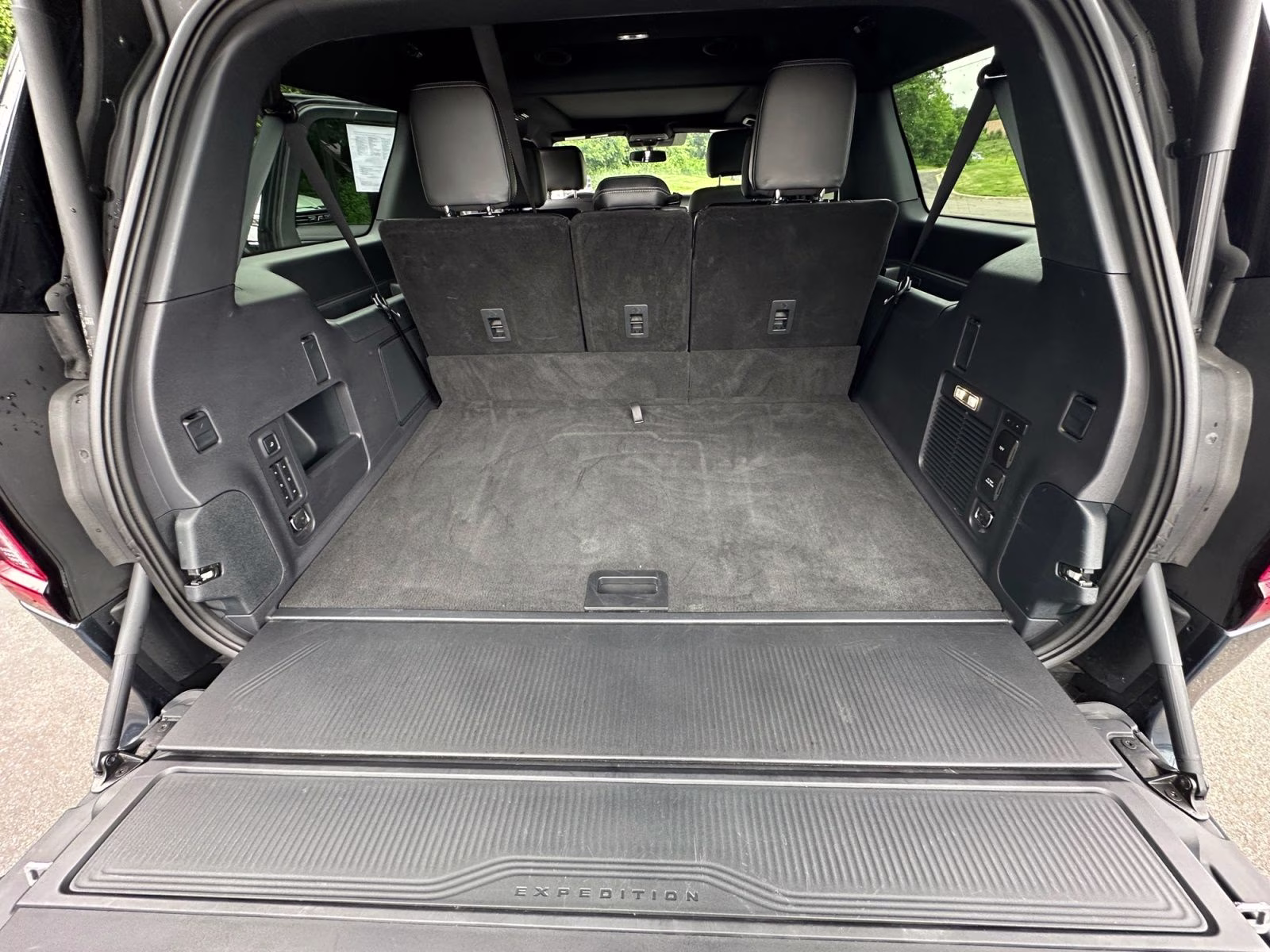 2025 Stone Blue Metallic Ford Expedition Max Platinum 4X4 SUV