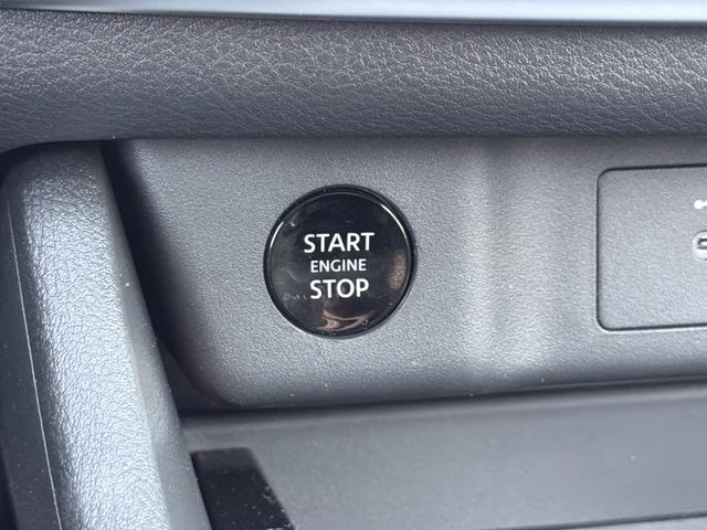 2026 Everest White Pearl Tricoat Nissan Rogue SV FWD SUV
