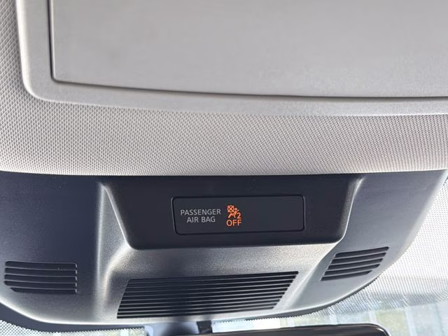 2026 Everest White Pearl Tricoat Nissan Rogue SV FWD SUV