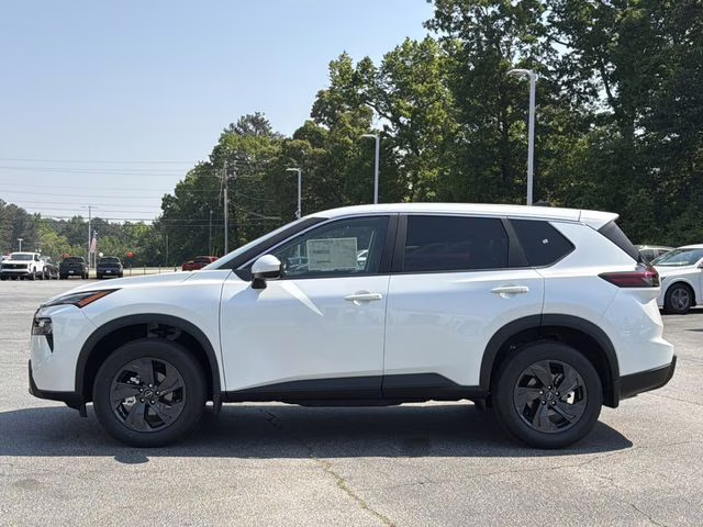 2026 Everest White Pearl Tricoat Nissan Rogue SV FWD SUV