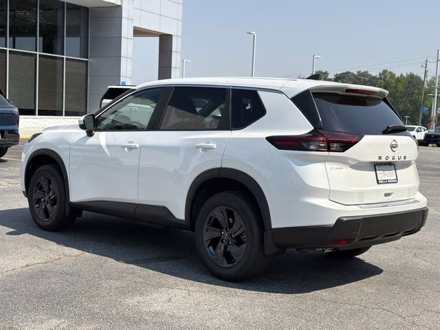 2026 Everest White Pearl Tricoat Nissan Rogue SV FWD SUV