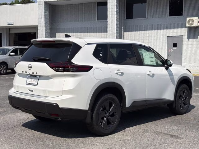 2026 Everest White Pearl Tricoat Nissan Rogue SV FWD SUV