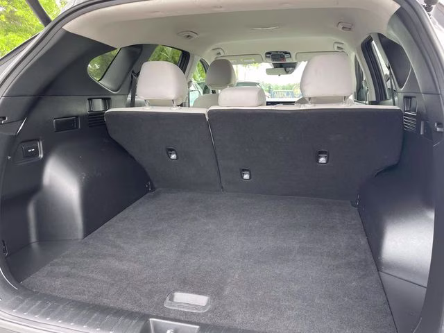 2025 Hampton Gray Hyundai Tucson SEL AWD SUV