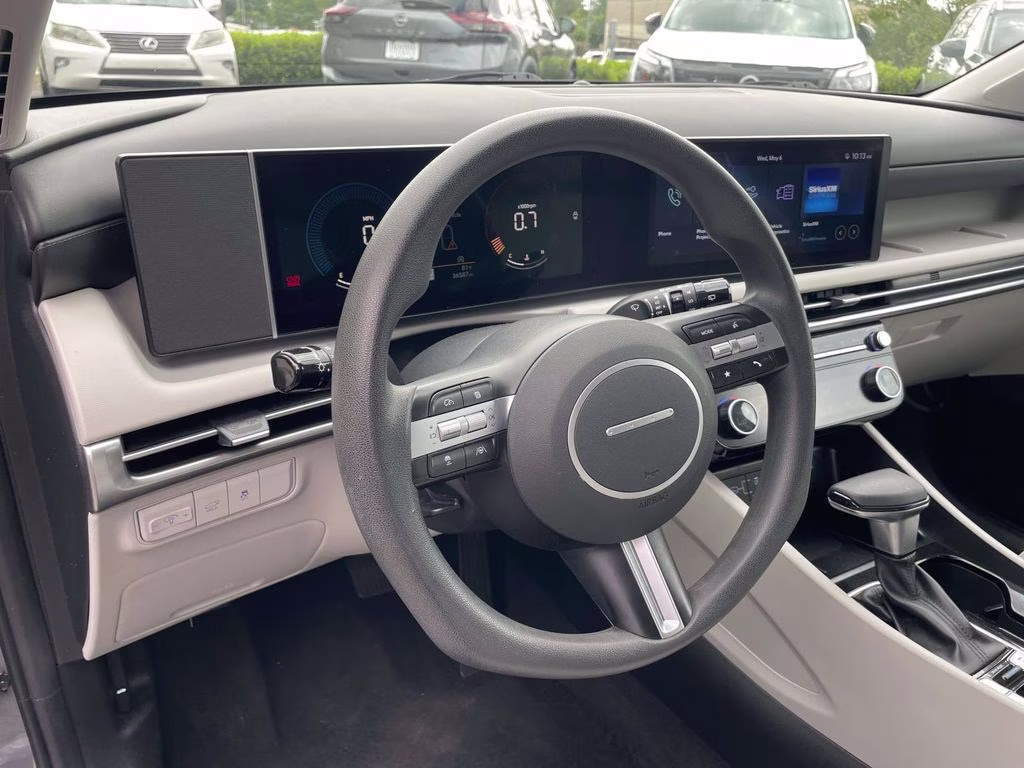 2025 Hampton Gray Hyundai Tucson SEL AWD SUV