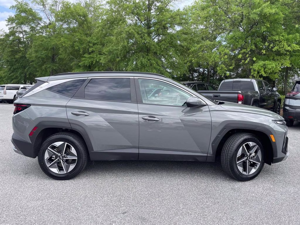 2025 Hampton Gray Hyundai Tucson SEL AWD SUV