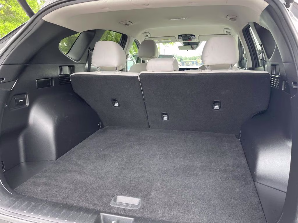 2025 Hampton Gray Hyundai Tucson SEL AWD SUV