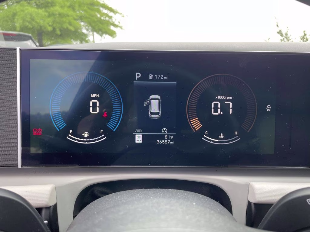 2025 Hampton Gray Hyundai Tucson SEL AWD SUV