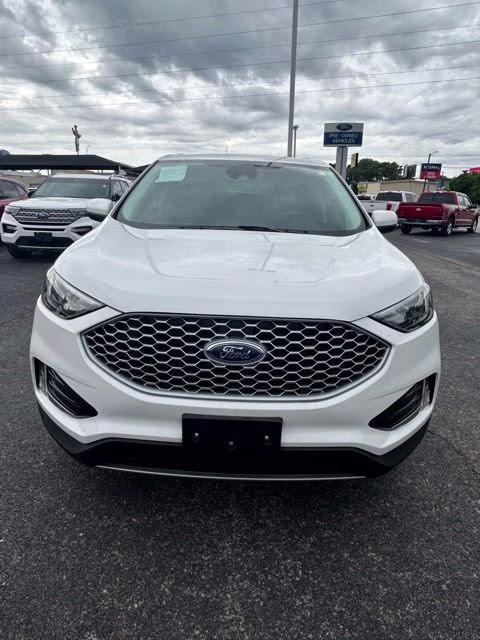 2024 White Metallic Ford Edge SEL AWD SUV