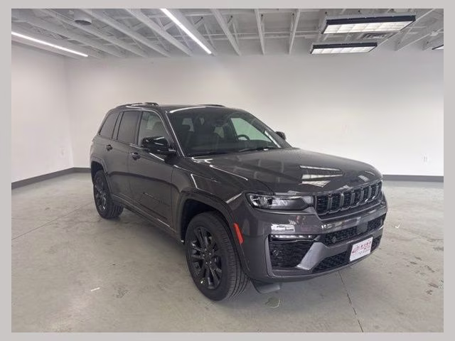 2026 Baltic Gray Metallic Clearcoat Jeep Grand Cherokee Limited Reserve 4X4 SUV