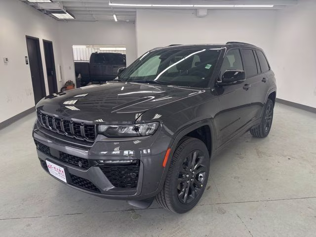 2026 Baltic Gray Metallic Clearcoat Jeep Grand Cherokee Limited Reserve 4X4 SUV