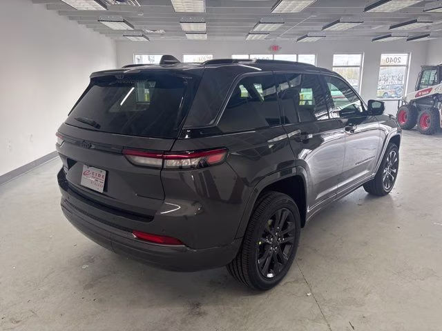 2026 Baltic Gray Metallic Clearcoat Jeep Grand Cherokee Limited Reserve 4X4 SUV