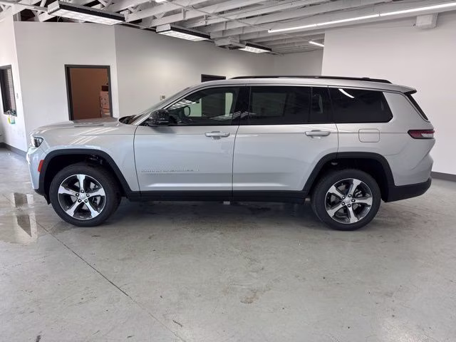 2026 Silver Zynith Jeep Grand Cherokee L Limited 4X4 SUV