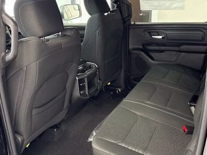 2026 Diamond Black Crystal Pearlcoat Ram 1500 Express 4X4 Truck
