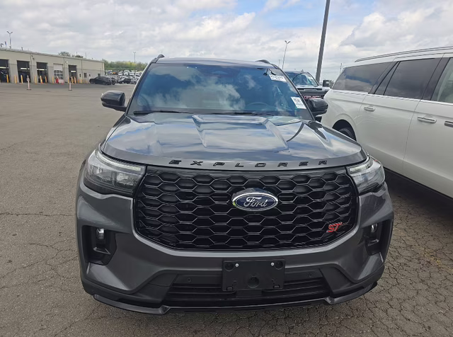 2025 Gray Metallic Ford Explorer ST 4X4 SUV