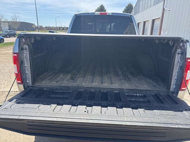 2020 Iconic Silver Metallic Ford F-150 XLT 4X4 Truck