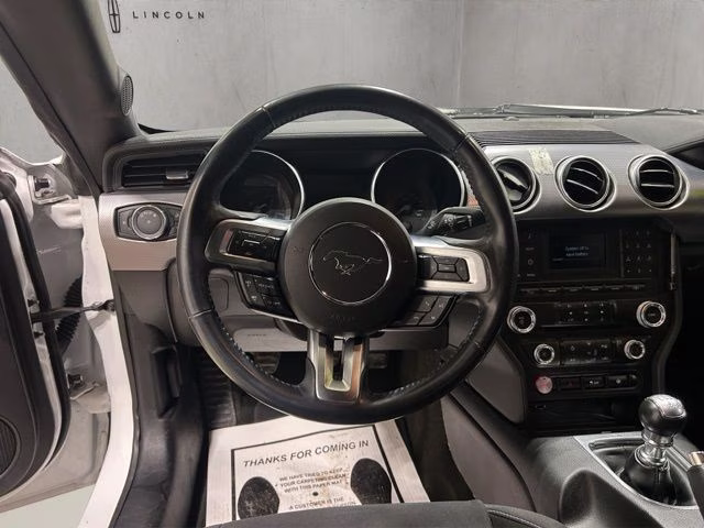 2018 Oxford White Ford Mustang GT RWD Coupe