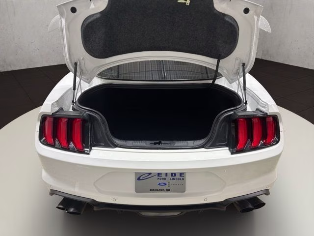 2018 Oxford White Ford Mustang GT RWD Coupe