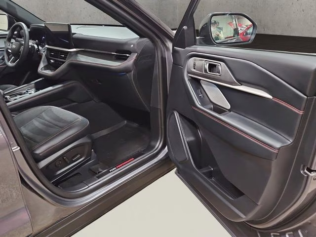 2025 Carbonized Gray Metallic Ford Explorer ST 4X4 SUV