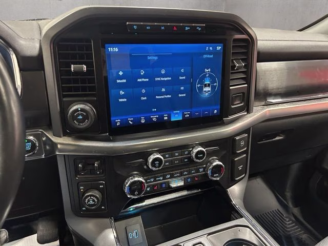 2021 Star White Metallic Tri-Coat Ford F-150 Lariat 4X4 Truck
