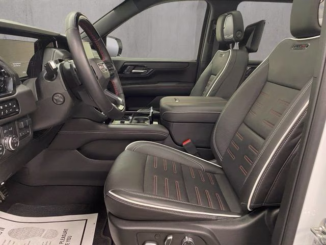 2025 Summit White GMC Yukon XL AT4 Ultimate 4X4 SUV