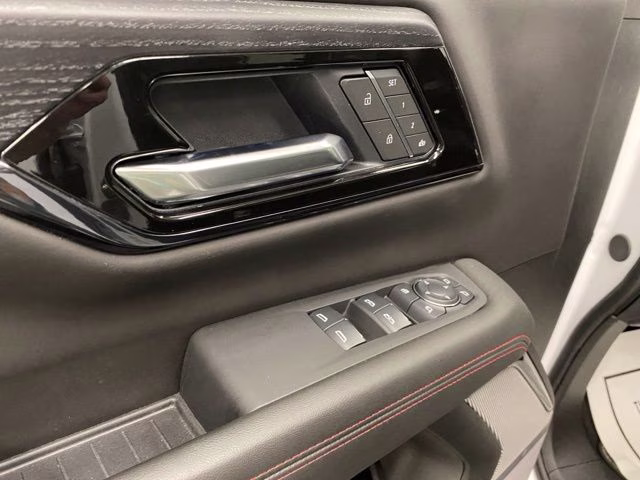 2025 Summit White GMC Yukon XL AT4 Ultimate 4X4 SUV