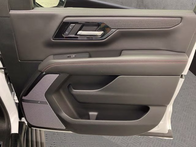 2025 Summit White GMC Yukon XL AT4 Ultimate 4X4 SUV