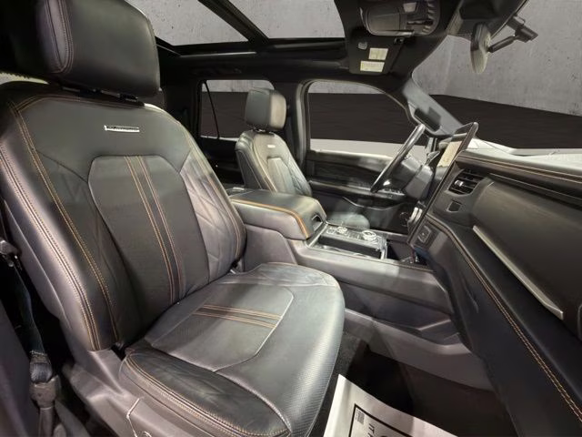 2022 Agate Black Metallic Ford Expedition Max Platinum 4X4 SUV