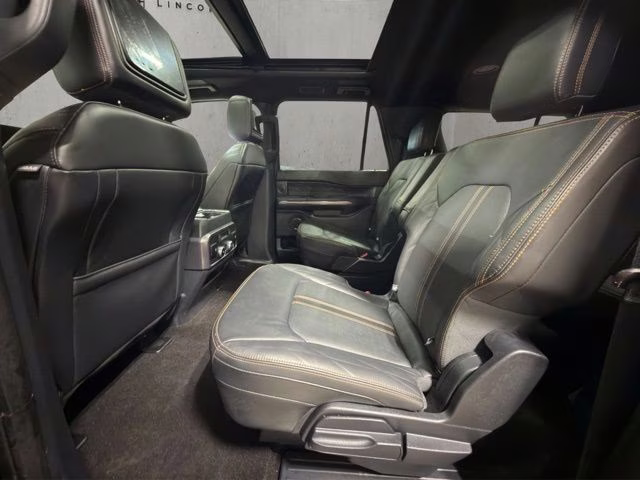 2022 Agate Black Metallic Ford Expedition Max Platinum 4X4 SUV