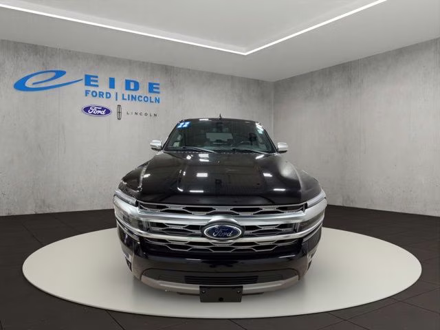 2022 Agate Black Metallic Ford Expedition Max Platinum 4X4 SUV