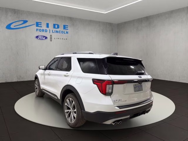 2025 Star White Metallic TC Ford Explorer Platinum 4X4 SUV