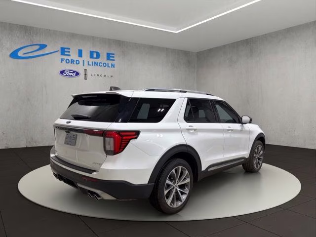 2025 Star White Metallic TC Ford Explorer Platinum 4X4 SUV