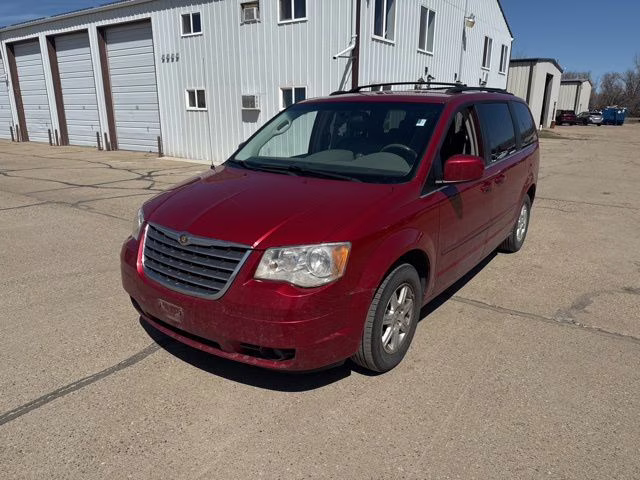 2008 Inferno Red Crystal Pearlcoat/Black Vinyl Top Chrysler Town & Country Touring FWD Van